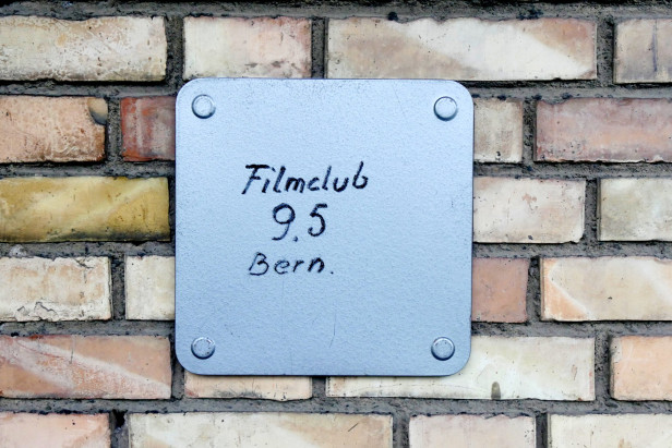 Eine Dose des 9.5mm Filmclubs Bern